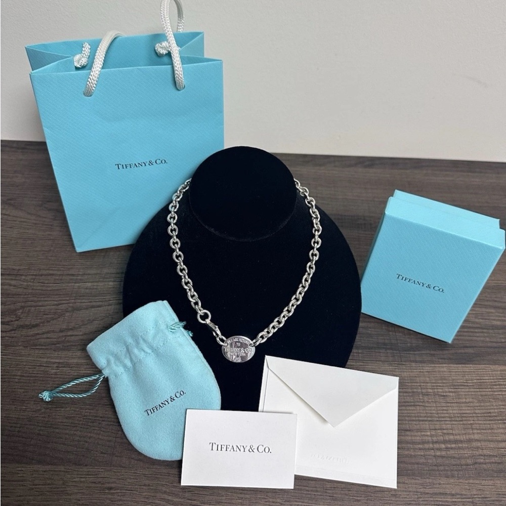 Tiffany & Co. Silver Necklace with Classic Chain and Pendant